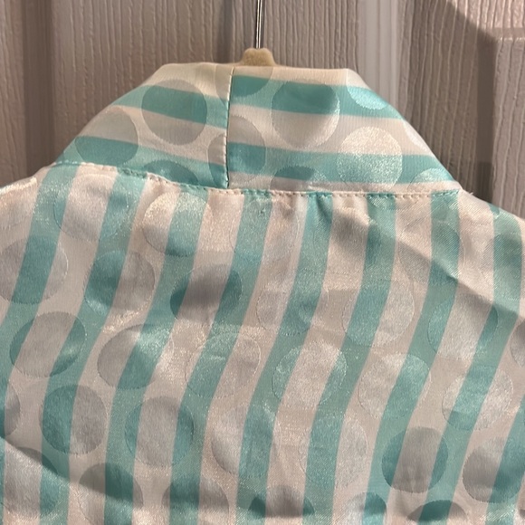 Victoria’s Secret Robe - Picture 5 of 8